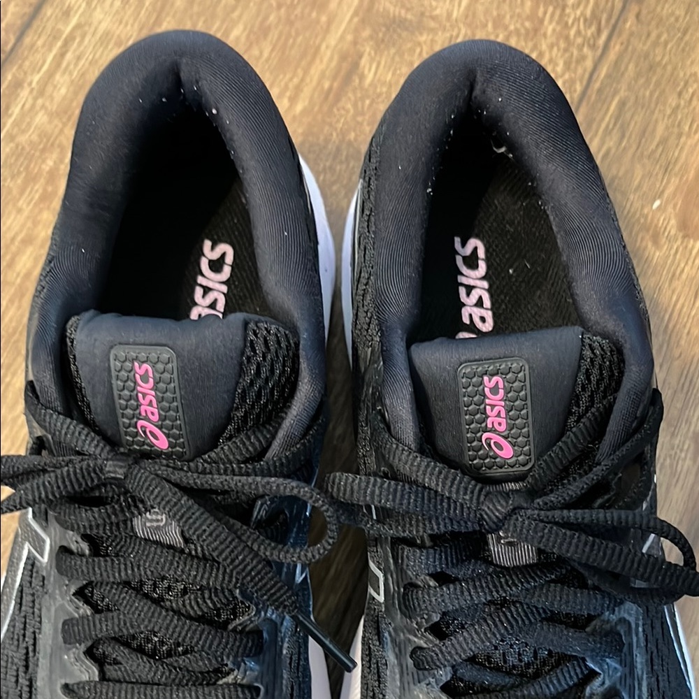 ASICS Women's Black Running Shoes - Picture 2 of 7